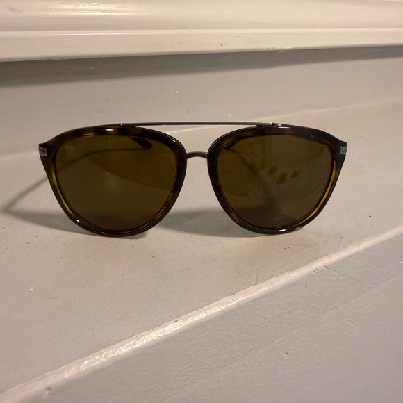 Versace Pilot Sunglasses in tortoise - Picture 2 of 10